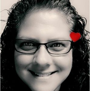 Meet your Posher, Lena